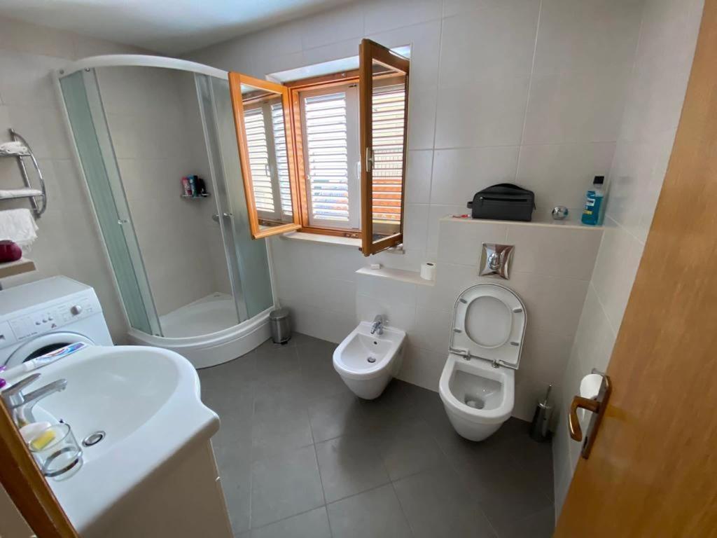 Altea Holidey Home With Jacuzzi And Free Parking Makarska Exteriör bild