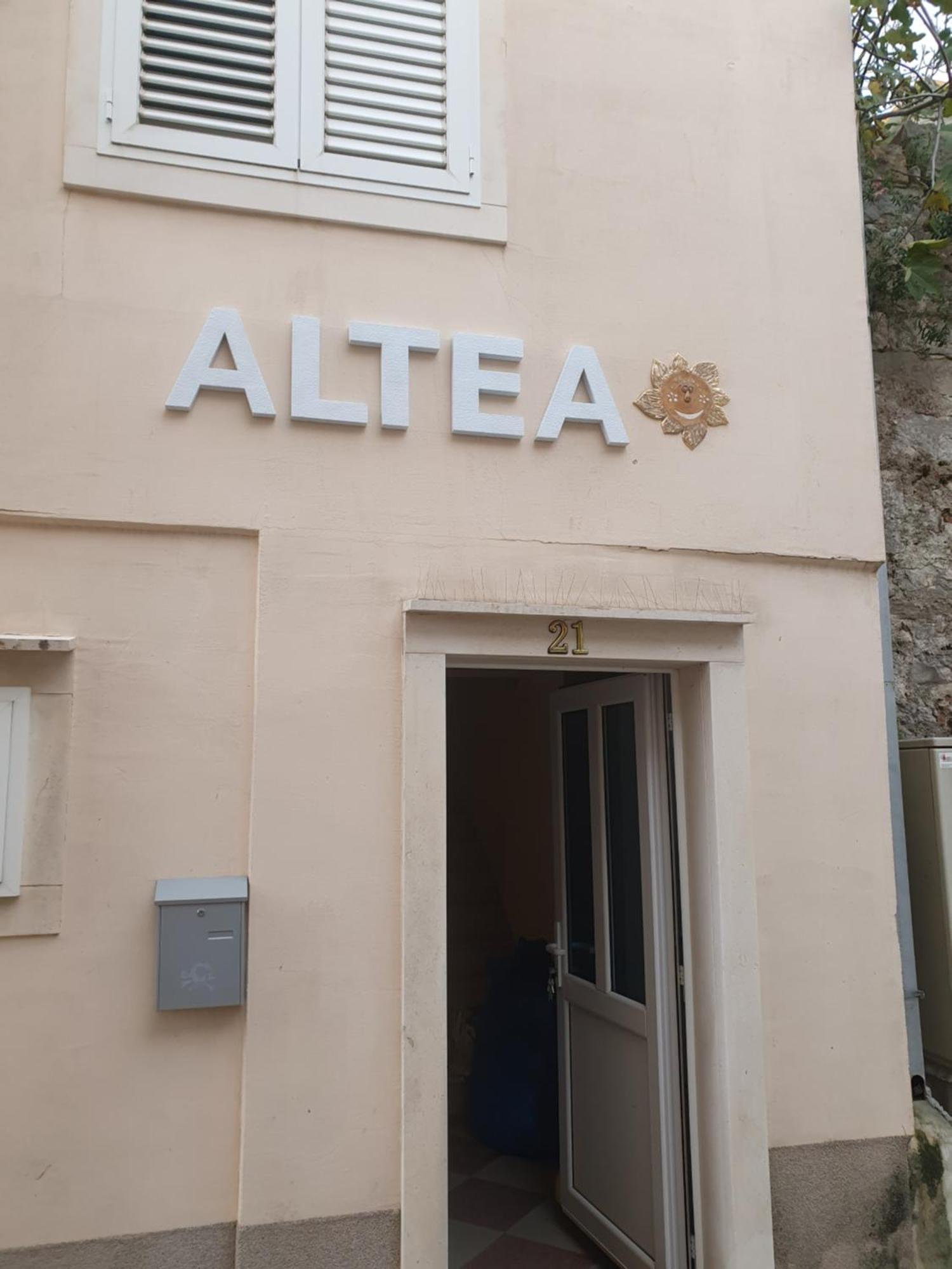 Altea Holidey Home With Jacuzzi And Free Parking Makarska Exteriör bild